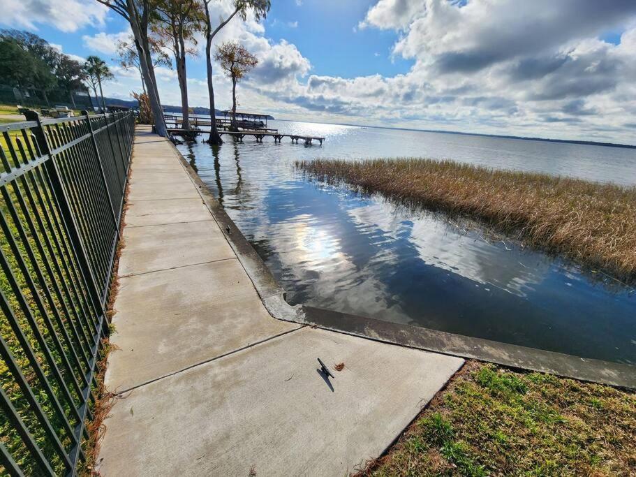 Paradise On Lake Harris Apt #202 Leesburg Exterior photo